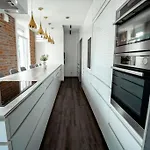Karinflats Deluxe - The Cream Penthouse Apt